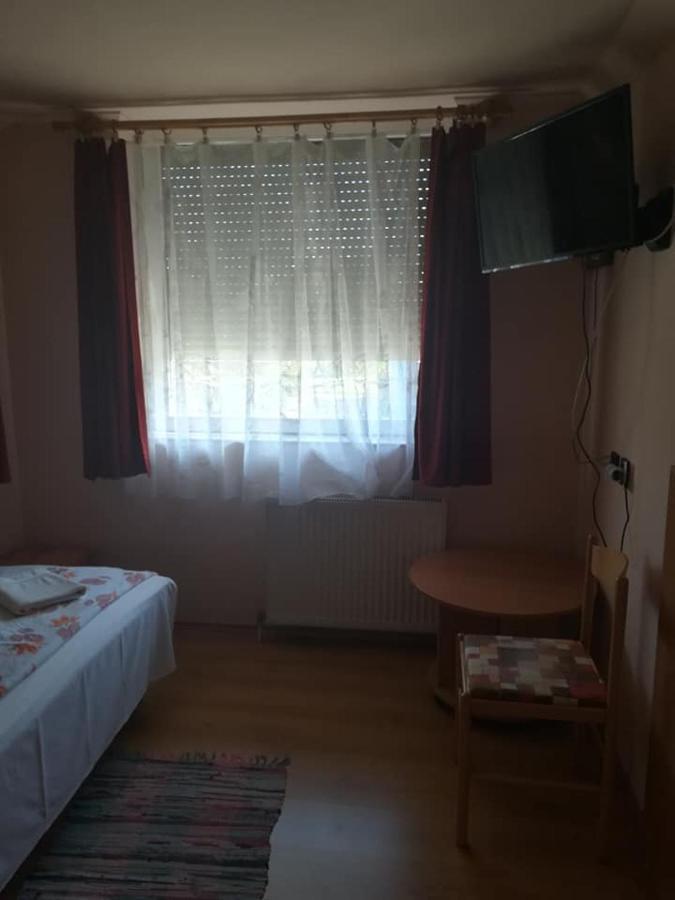 Ferienwohnung Karika Vendeghaz Hajdúszoboszló Exterior foto