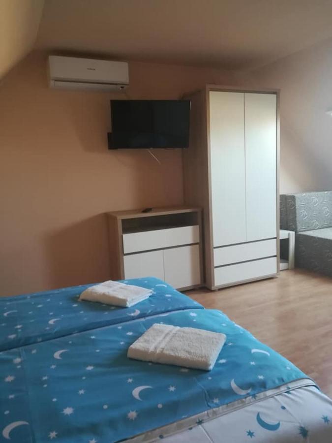 Ferienwohnung Karika Vendeghaz Hajdúszoboszló Exterior foto