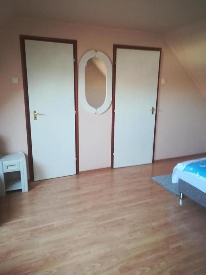 Ferienwohnung Karika Vendeghaz Hajdúszoboszló Exterior foto